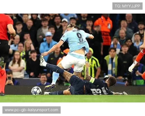 蓝月闪耀,凯旋而归:曼城欧冠连胜,哈兰德锋芒毕露! 蓝月闪耀,凯旋而归:曼城欧冠连胜,哈兰德锋芒毕露!