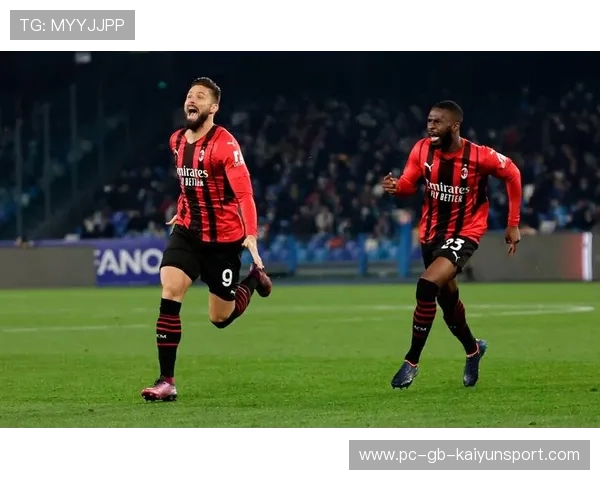 那不勒斯后防神经问题频出，球迷忧心忡忡