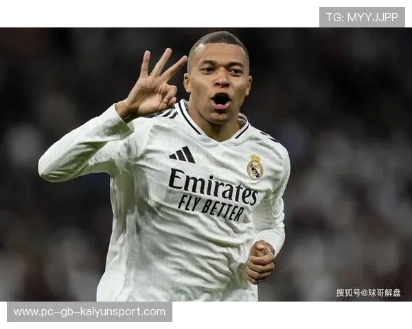 姆巴佩单脚斜传洞穿防线，法国前场效率惊人